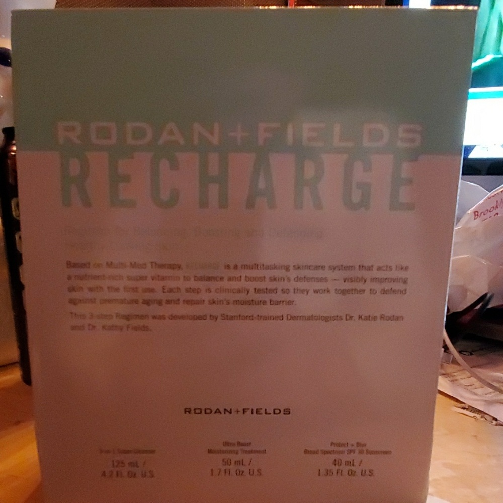 Rodan and Fields Recharge Serum